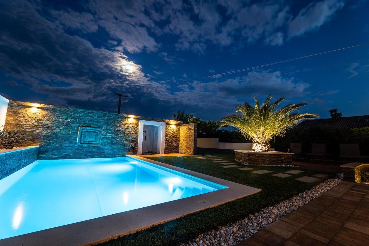 Villa Sunset Pool & Spa Apartments Zgornje Skofije Exterior foto