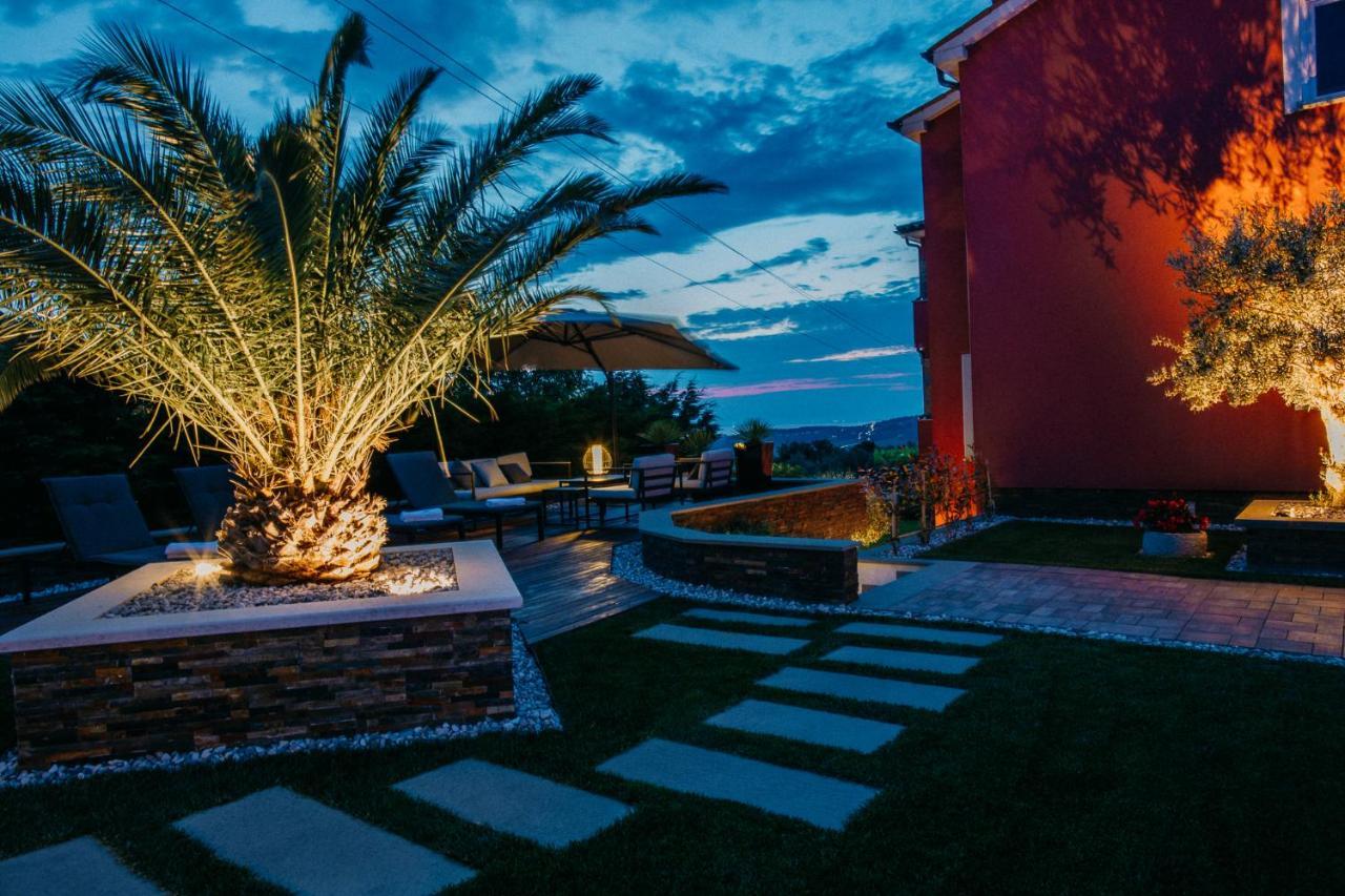 Villa Sunset Pool & Spa Apartments Zgornje Skofije Exterior foto