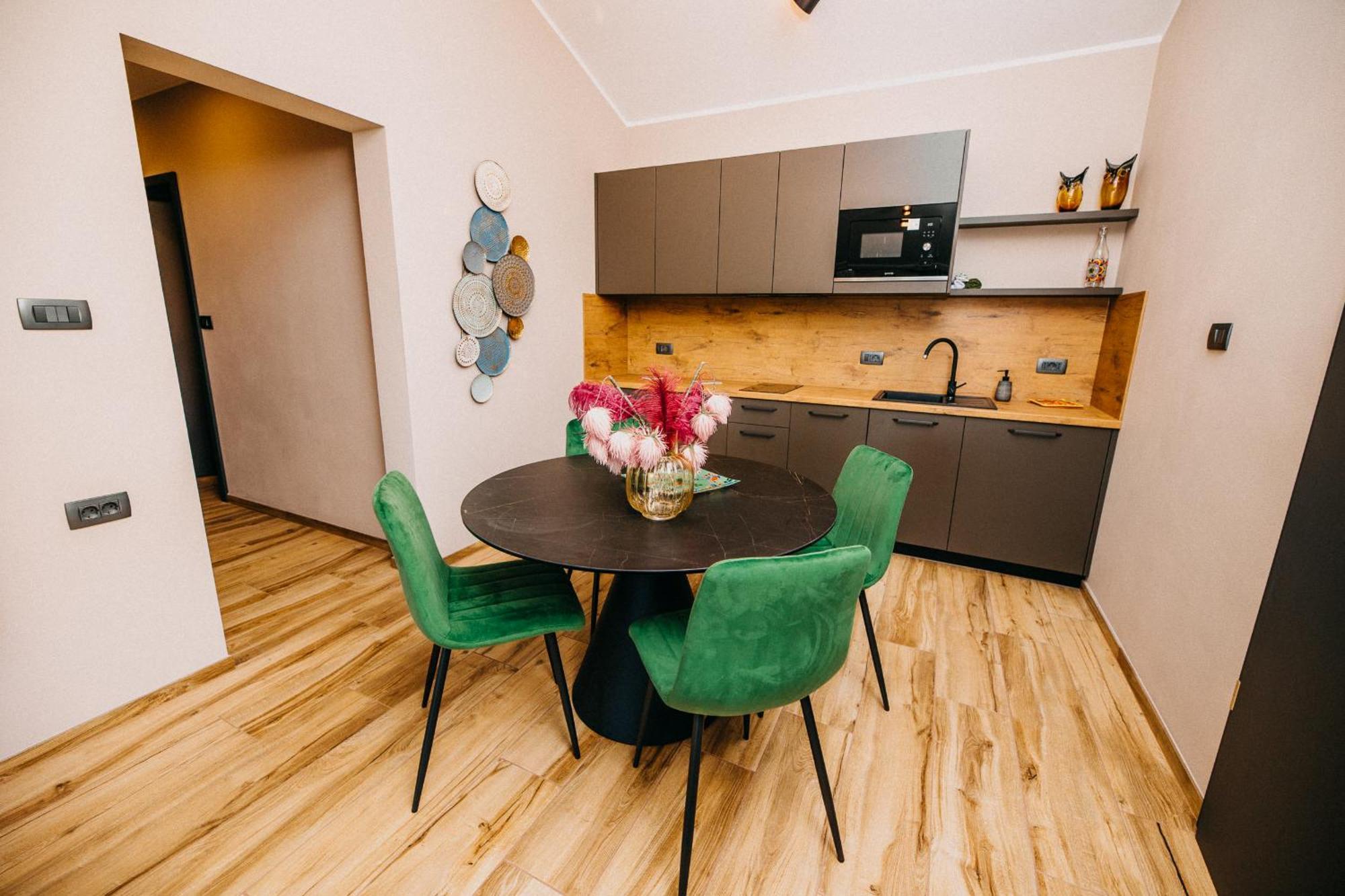 Villa Sunset Pool & Spa Apartments Zgornje Skofije Exterior foto
